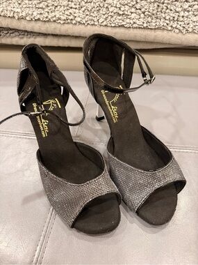 DANCING SHOES.                 Metallic Black Ankle-Strap Evening Heels - Women